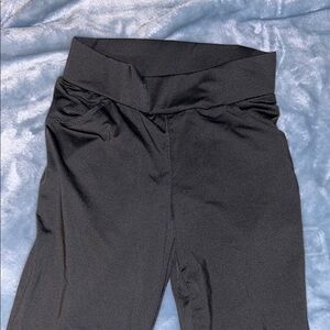 SHEIN Black High-Waisted Leggings with Matte Finish